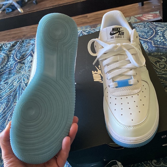 New Nike Air Force 1 ‘07 Lx Uv color changing. Sz.7 - Picture 4 of 12